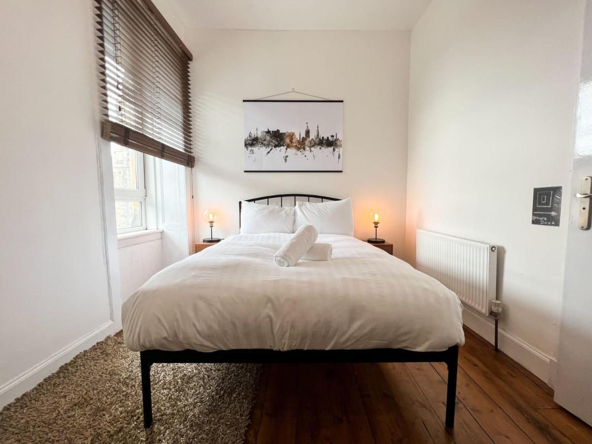 Bohemian 1Br Flat In Abbeyhill EDI Exterior photo