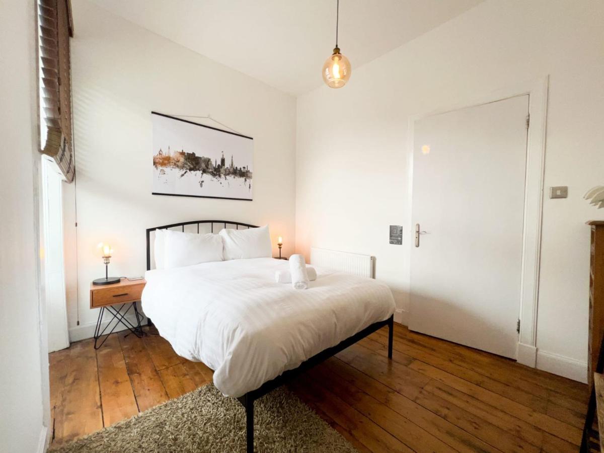 Bohemian 1Br Flat In Abbeyhill EDI Exterior photo