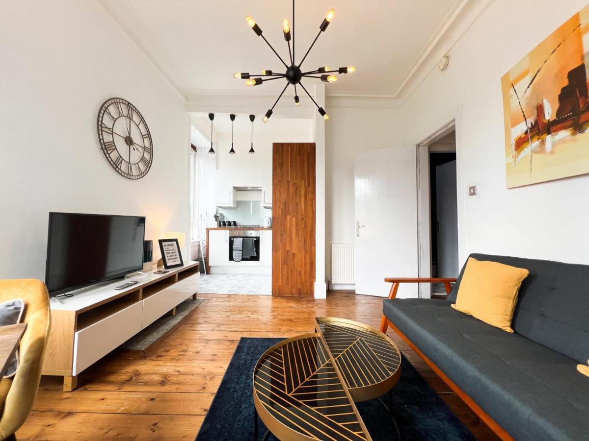 Bohemian 1Br Flat In Abbeyhill EDI Exterior photo